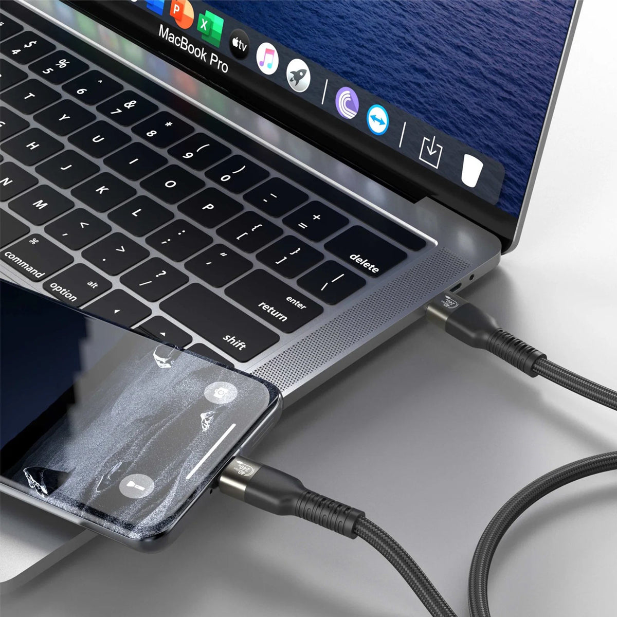 Swissten - Câble USB-C 4.0 / 240W/ 8K/ Thunderbolt 4 - 1.5m